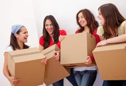 Furniture transport and moving support in North London