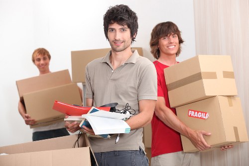 Coordinated office moving process with transport and setup support