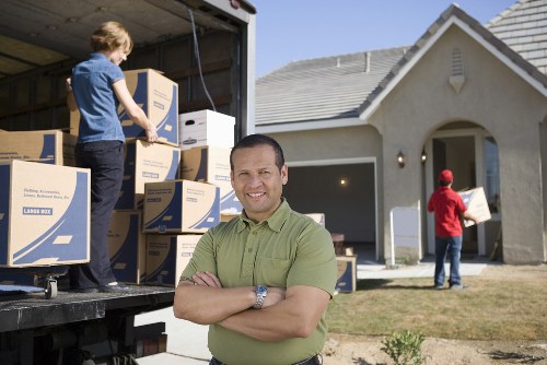 Local removals service for homes and flats in Finsbury Park