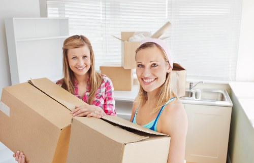 Packing and loading service for a move in North London